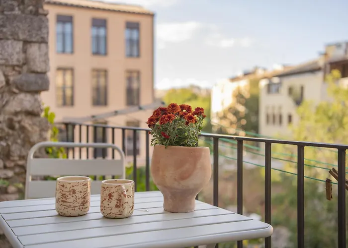 Sleep & Arab Baths Atico * Girona