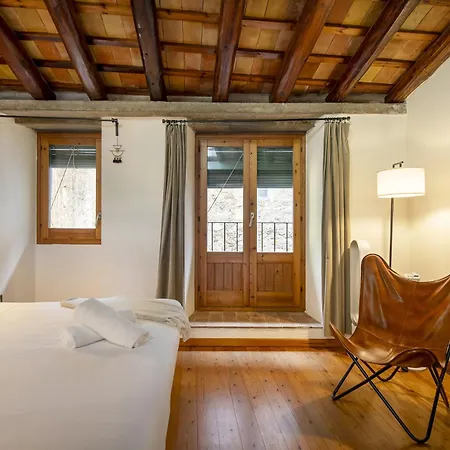 Sleep & Arab Baths Atico 아파트