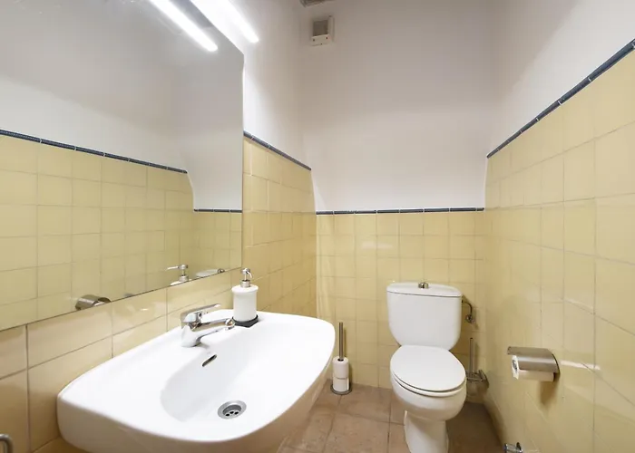 Sleep & Arab Baths Atico * Girona